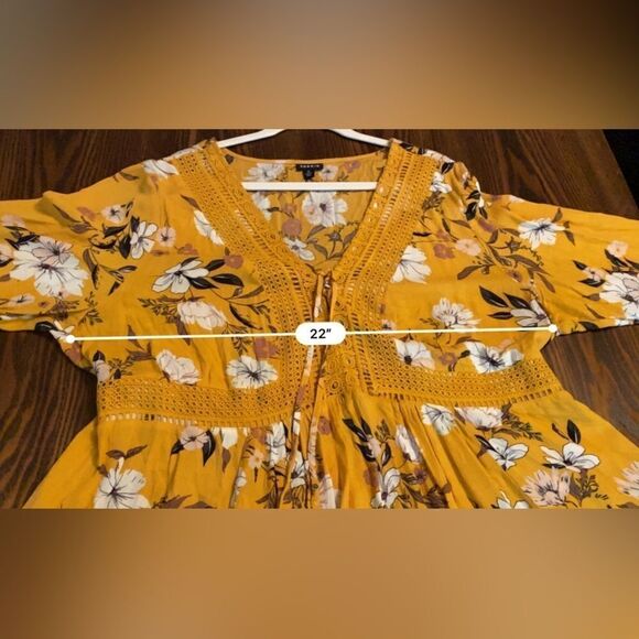 Torrid Babydoll Gauze Yellow Floral Crochet Trim Lace-Up Top Size 2X EUC - Picture 8 of 15